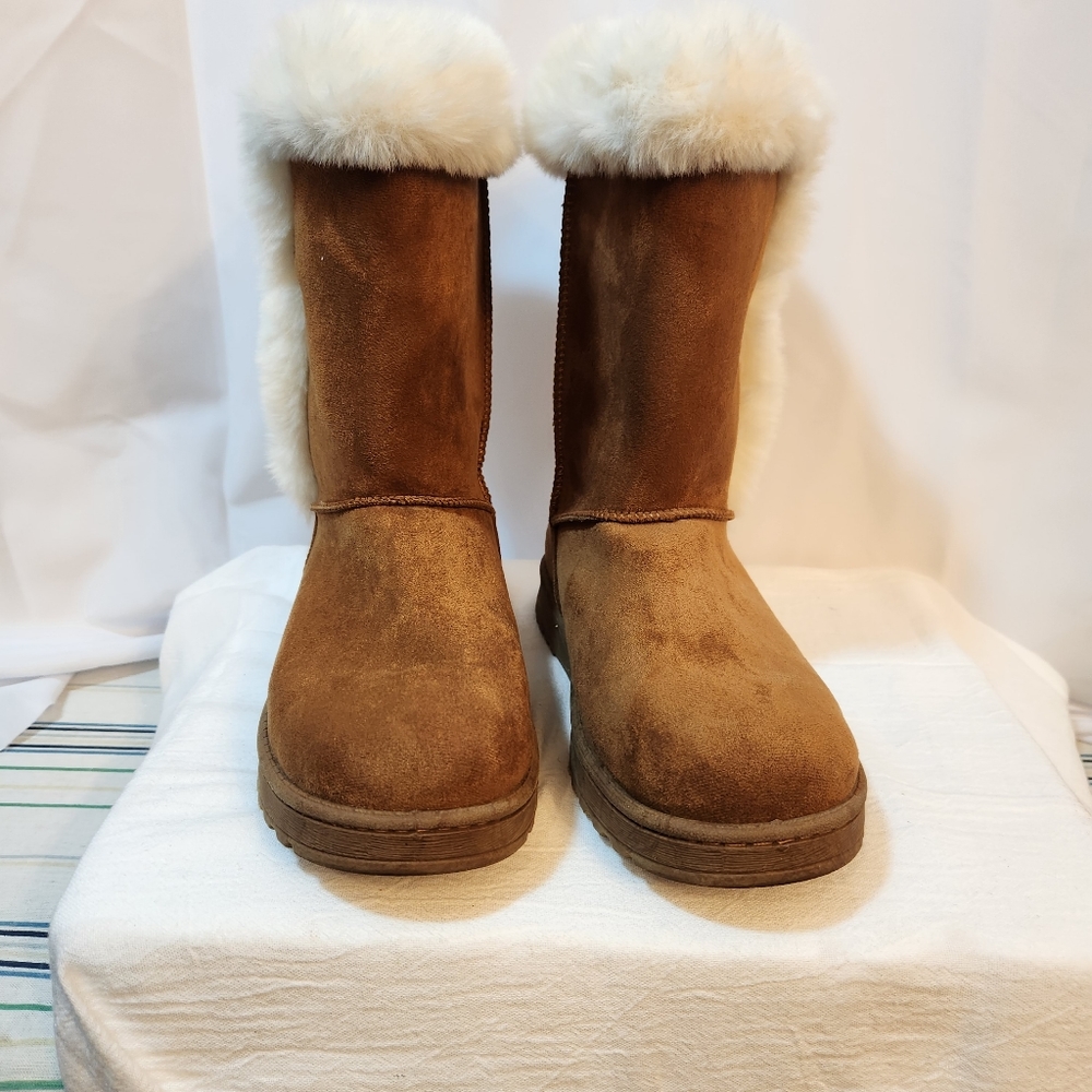 SO ABIGAIL Faux-Fur WINTER BOOT IN CHESTNUT, MID CALF SZ 7.5